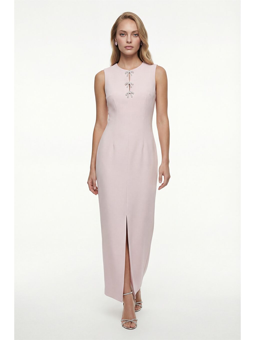 Pembe Kadın Pudra Yırtmaçlı Aksesuar Detay Maxi Abiye Elbise