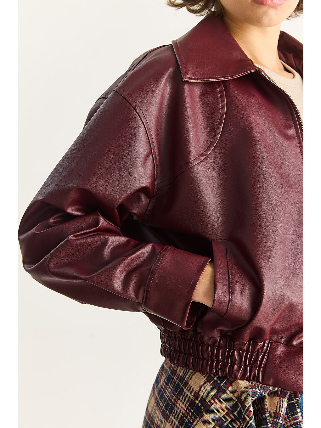Bordo Kadın Oversize Belli Lastikli Suni Deri Bomber Ceket-5