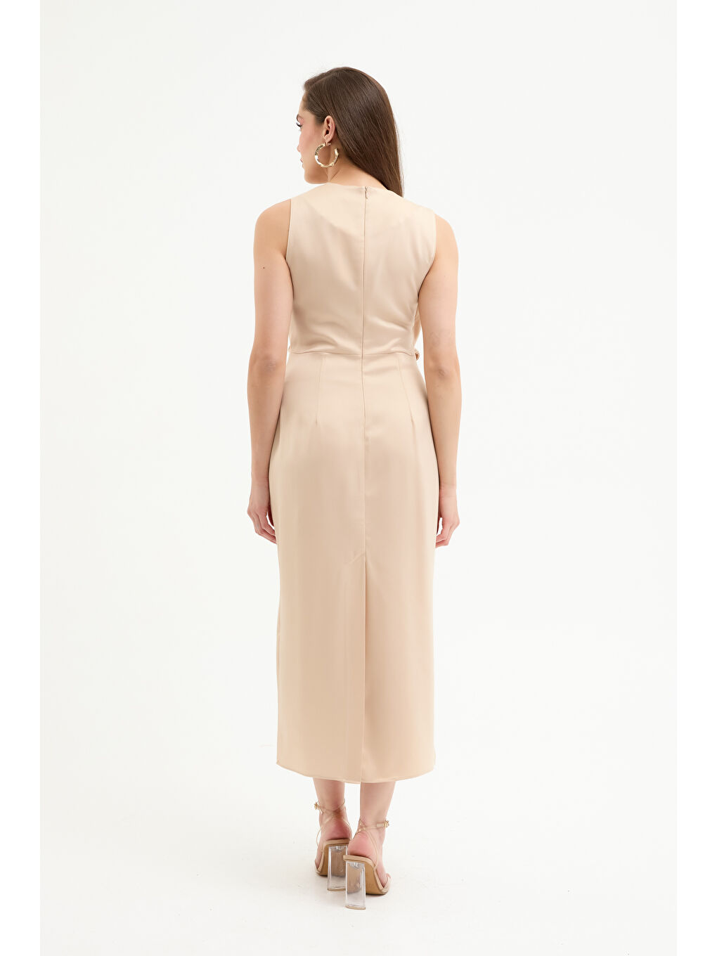 Kadın Bej Bisiklet Yaka Midi Saten Elbise-4