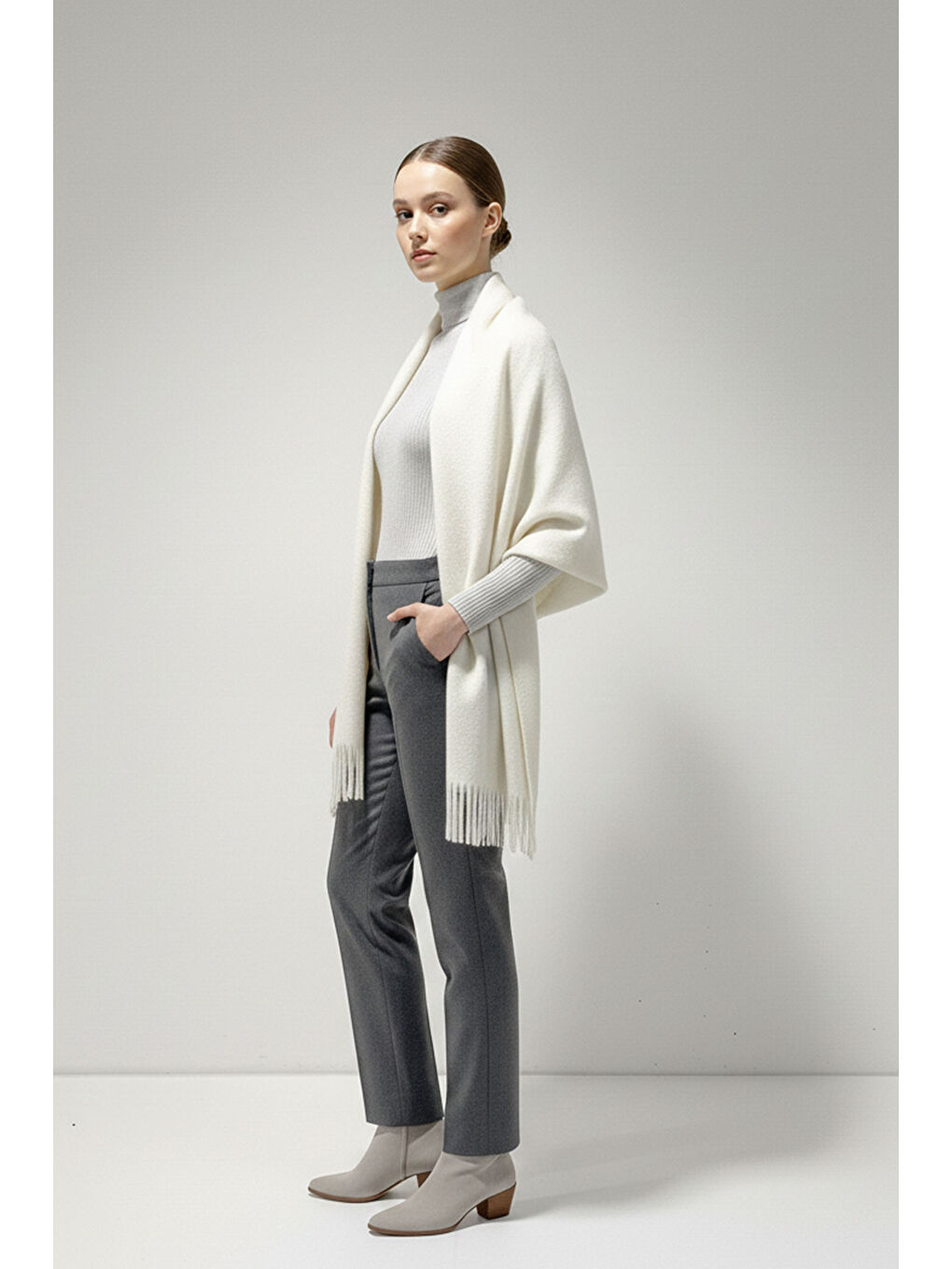 Kadın Yumuşak Dokulu Kalın Şal Atkı 15951 - B.Beyaz-1