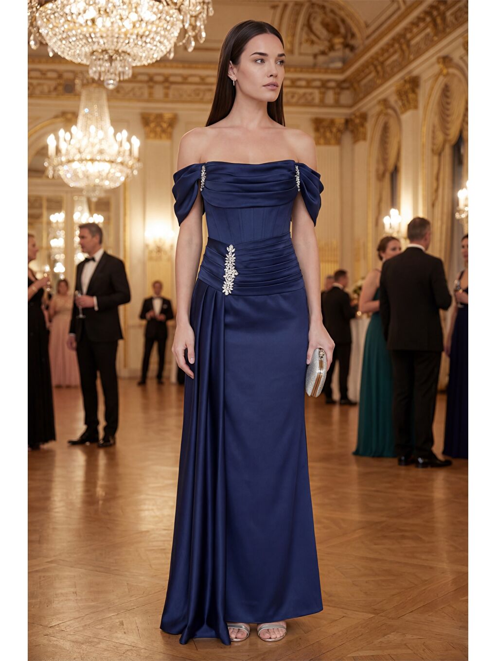 Kadın Lacivert Dar Kalıp Kayık Yaka Taşlı Uzun Abiye Elbise-3