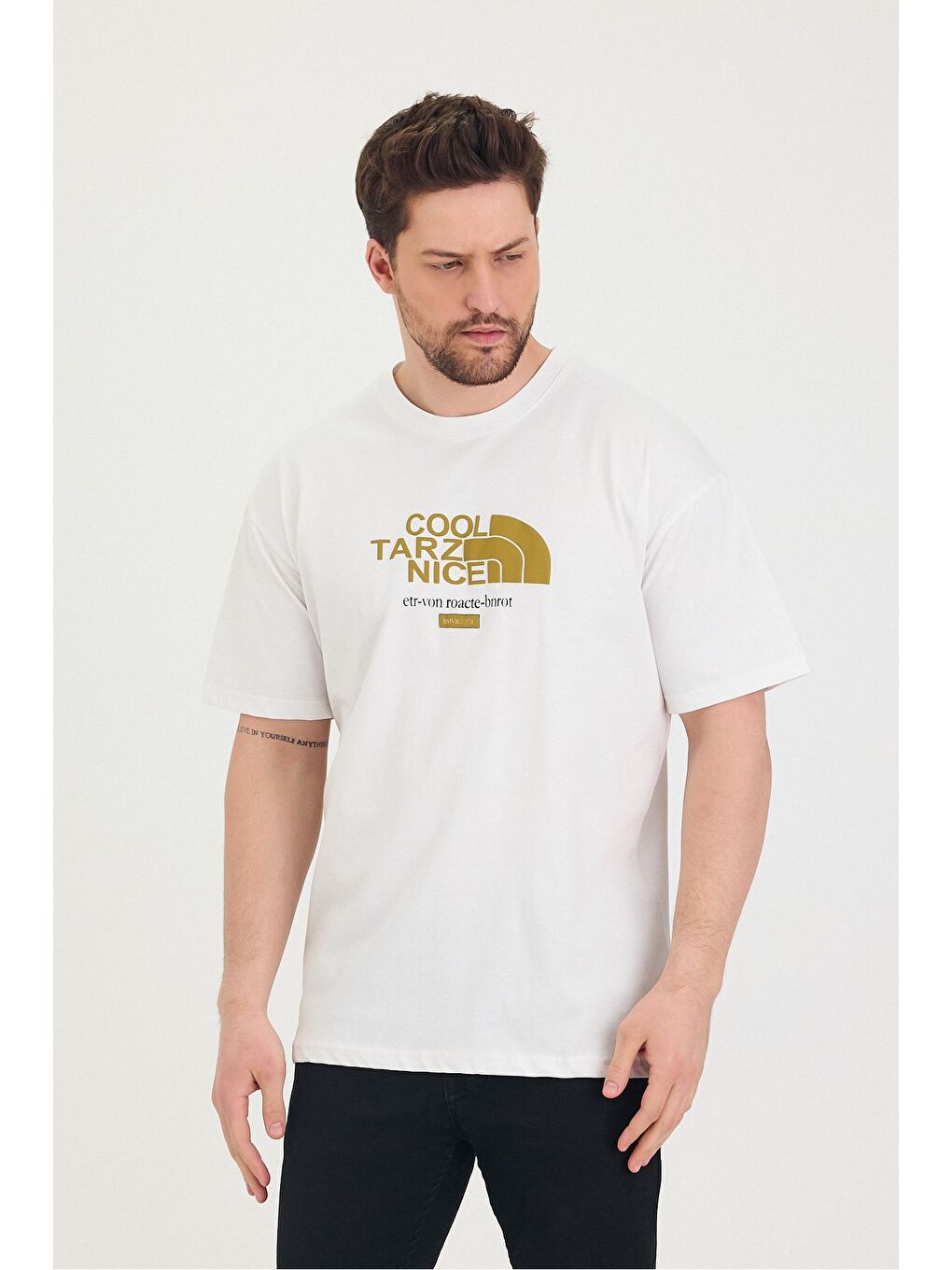 Beyaz Bisiklet Yaka Cool Tarz Nice Baskılı Oversize Salaş Unisex Tişört