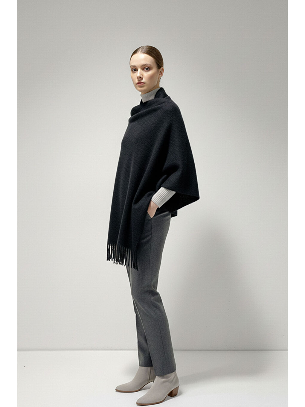 Kadın Yumuşak Dokulu Kalın Şal Atkı 15951 - D. Siyah-1
