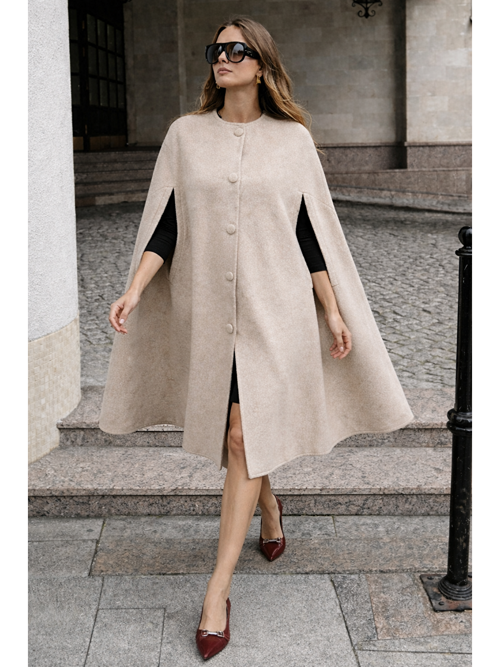 Ekru Kadın Kolsuz Relax Fit Krem Kaşe Panço-3