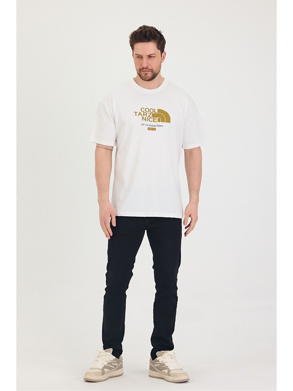 Beyaz Bisiklet Yaka Cool Tarz Nice Baskılı Oversize Salaş Unisex Tişört-4