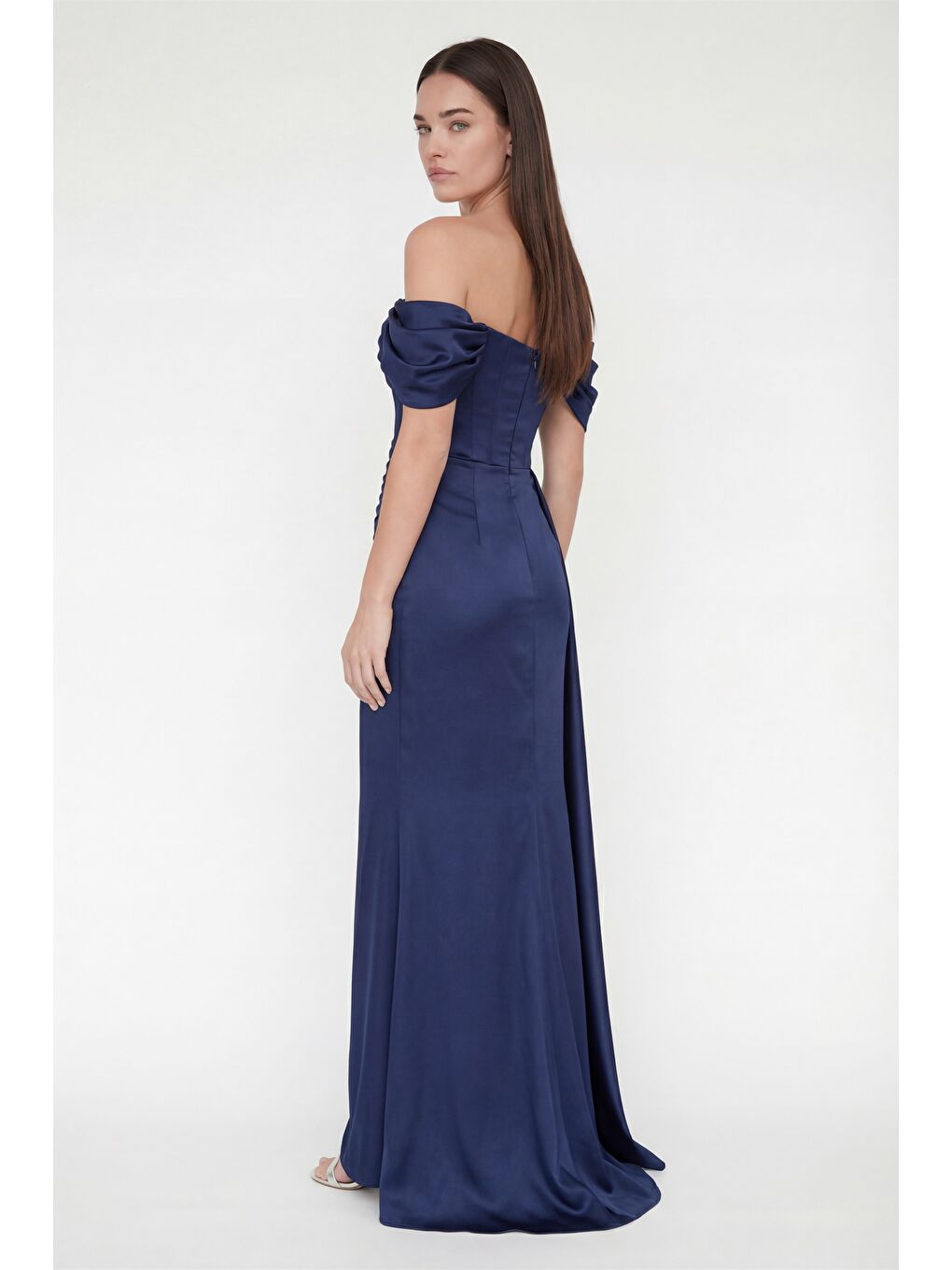 Kadın Lacivert Dar Kalıp Kayık Yaka Taşlı Uzun Abiye Elbise-4