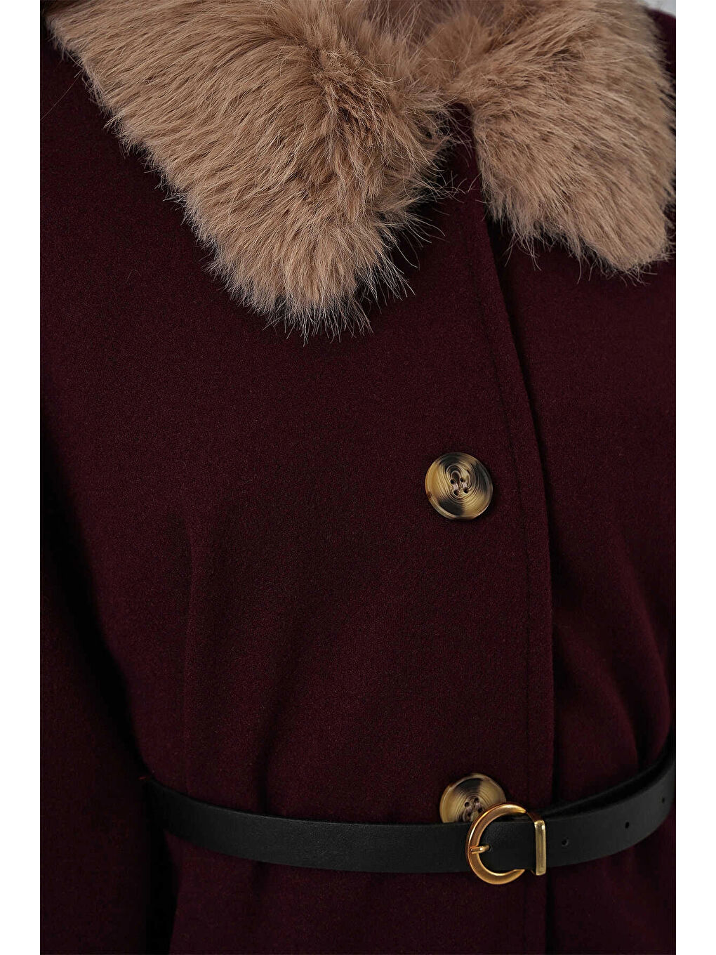 Bordo Kadın Mürdüm Yakası Kürklü Düğmeli Kemerli Kaşe Panço HZL25W-BD191651-4