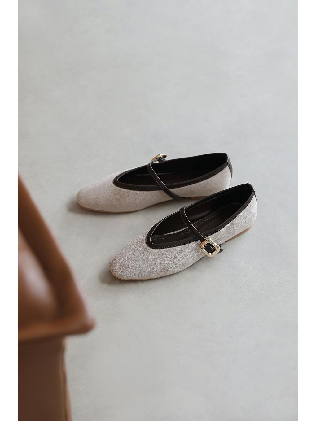 Stony Kadın Toka Detay Süet Babet Bej-1