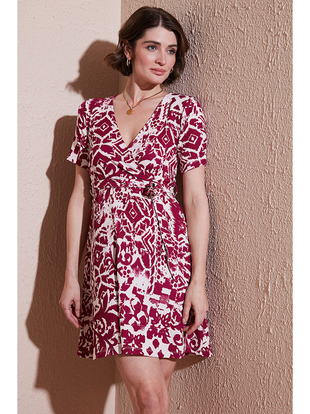 Mürdüm Desenli Kruvaze Yaka Regular Fit Kadın Elbise 5865723-1