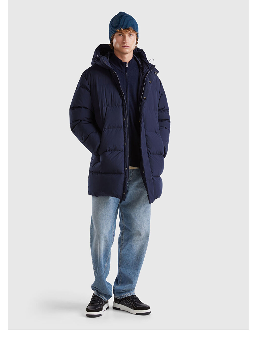 Erkek Lacivert Kaz Tüyü Dolgulu Yanları Cepli Gizli Fermuarlı Kapüşonlu Uzun Mont