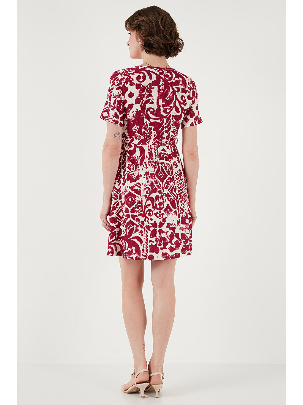 Mürdüm Desenli Kruvaze Yaka Regular Fit Kadın Elbise 5865723-6