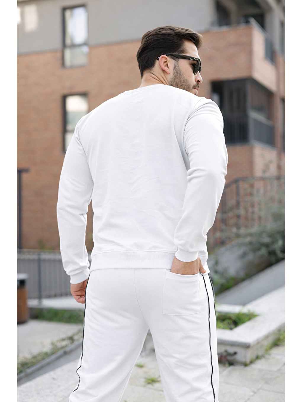 Erkek Çizgili Bisiklet Yaka Dar Beyaz Eşofman Takımı-5
