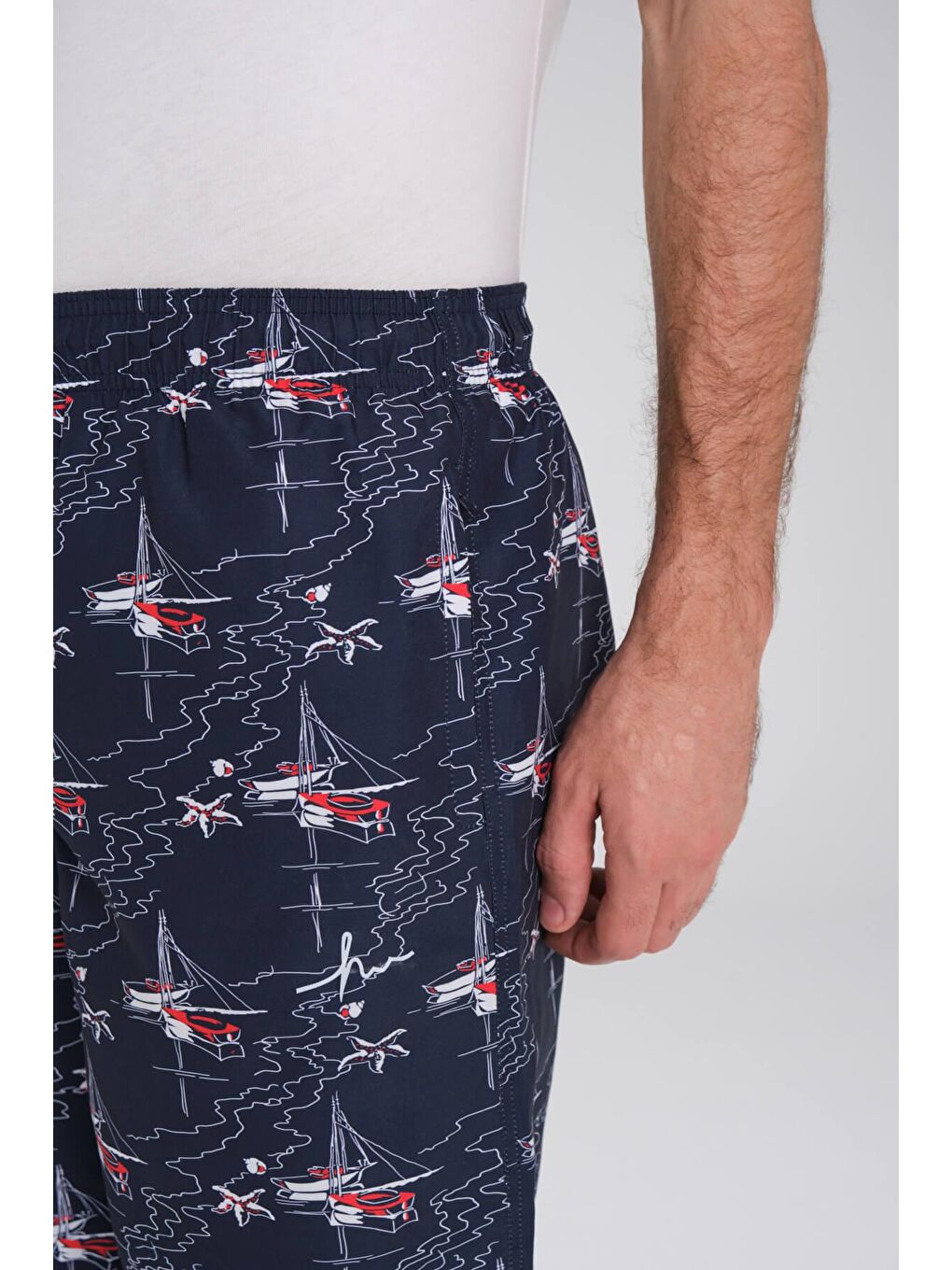 Desenli Lacivert Kısa Erkek Havuz Ve Deniz Şortu 2430-2