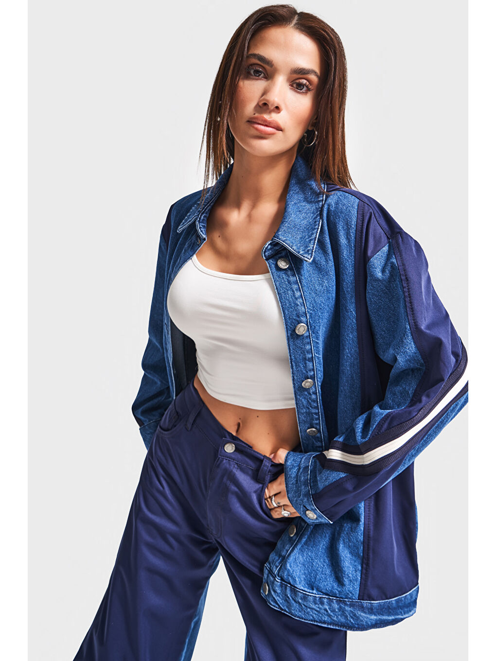 Mavi Kadın Jean Rengi 1w5-5 Oversize Parçalı Kumaş Özel Tasarım Denim Ceket-2