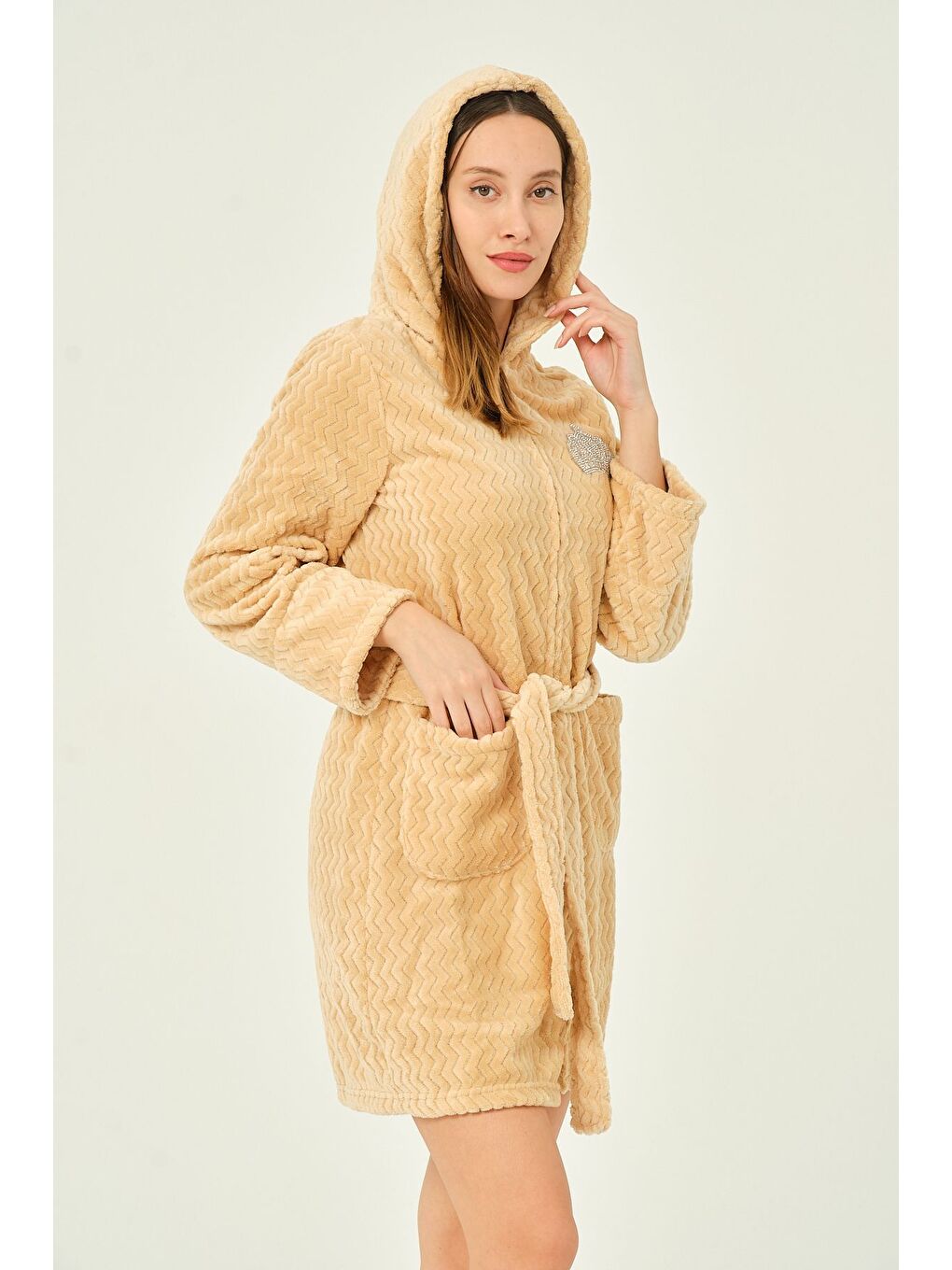 Sarı Kapüşonlu Taş Detaylı Fermuarlı Cepli Ultrasoft Sabahlık-4