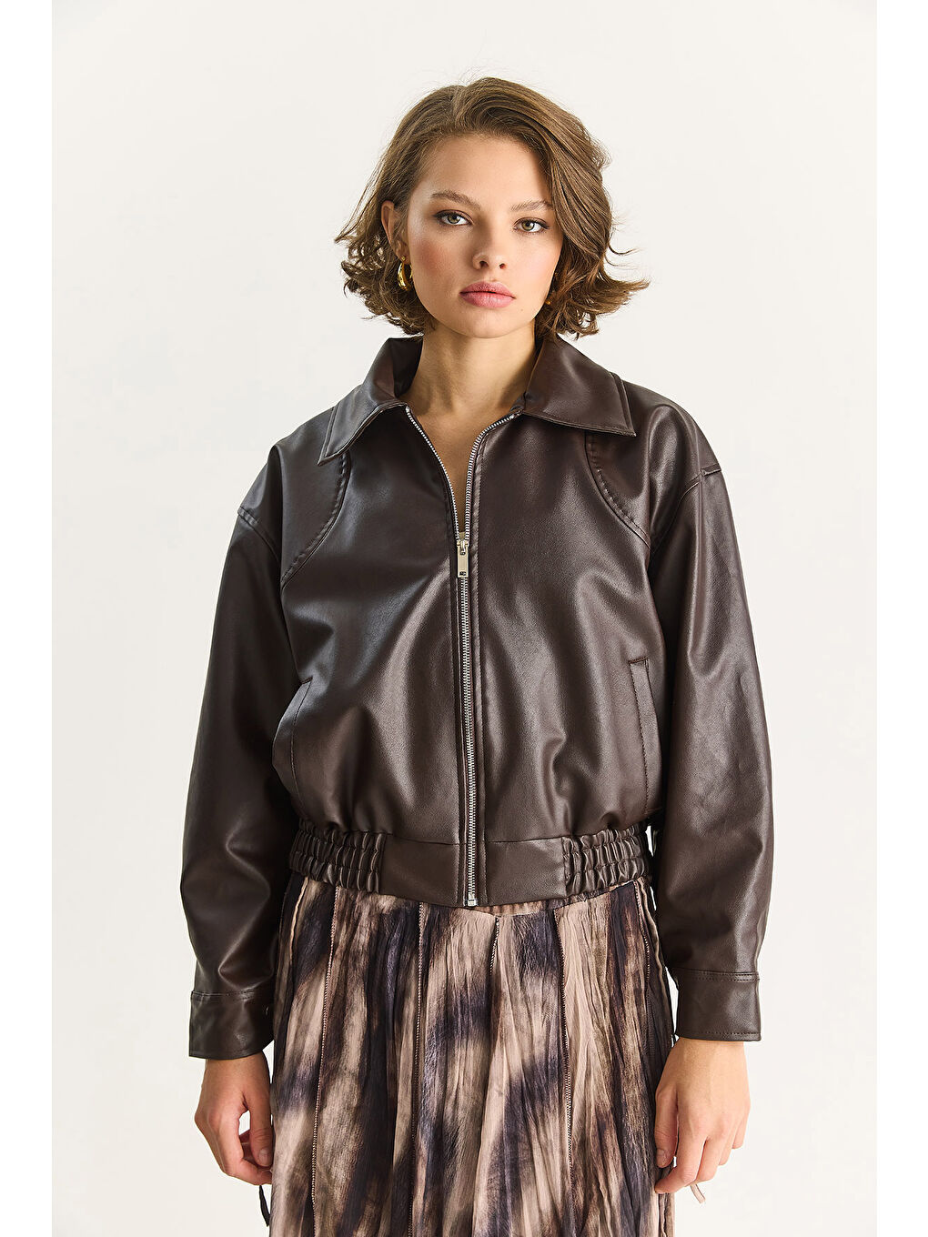 Kahverengi Kadın Oversize Belli Lastikli Suni Deri Bomber Ceket-3