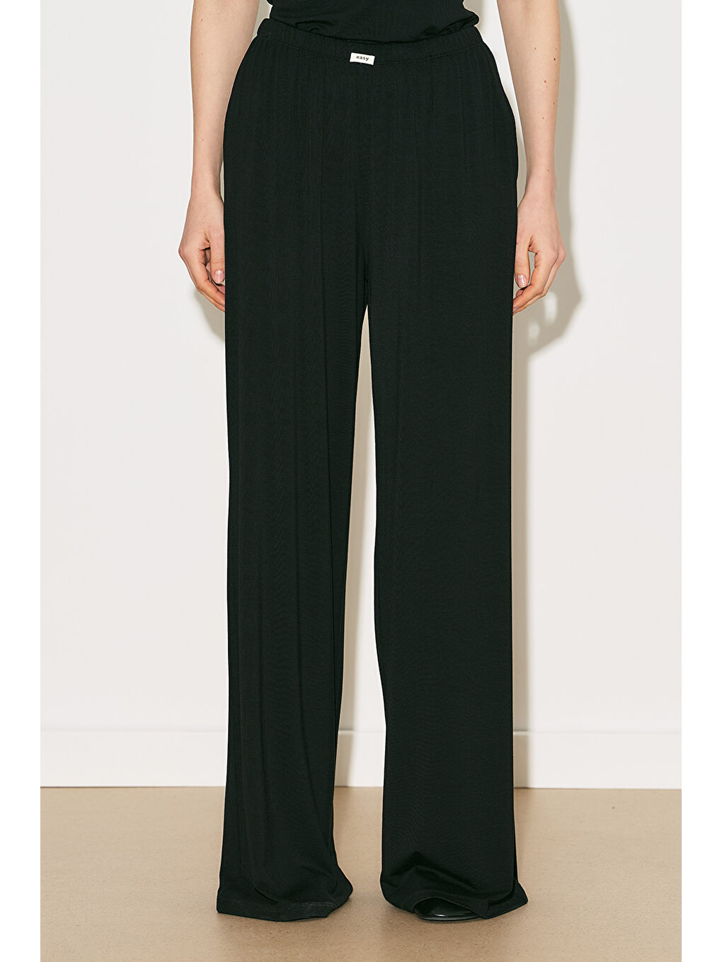 Easy Geniş Rahat Pantolon Siyah-4