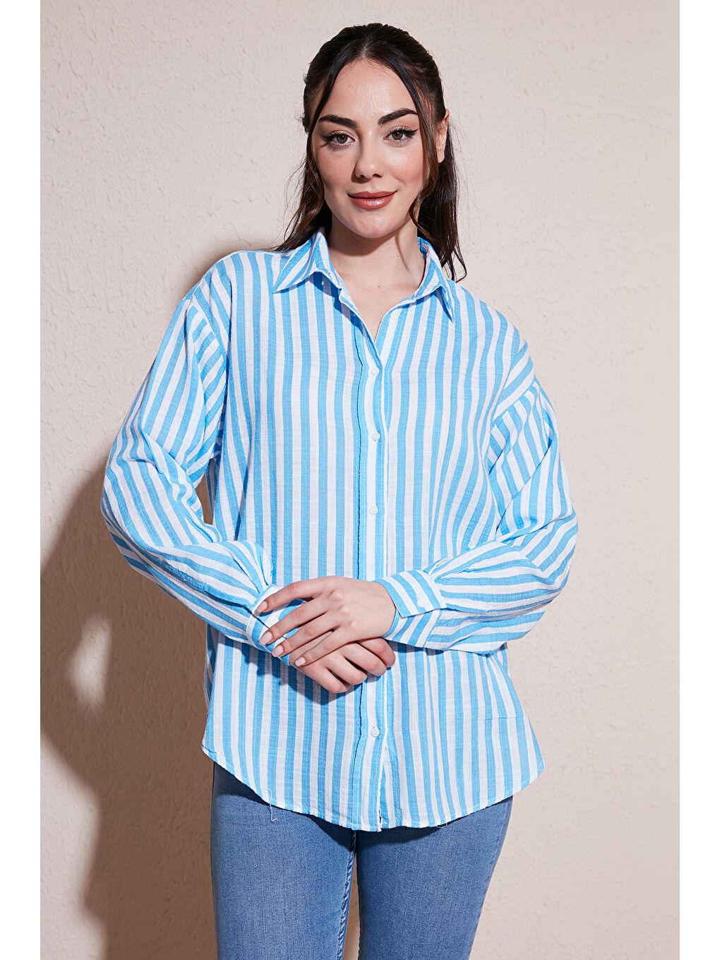 Mavi Pamuk Karışımlı Regular Fit Çizgili Kadın Gömlek 25Y0670K1-2