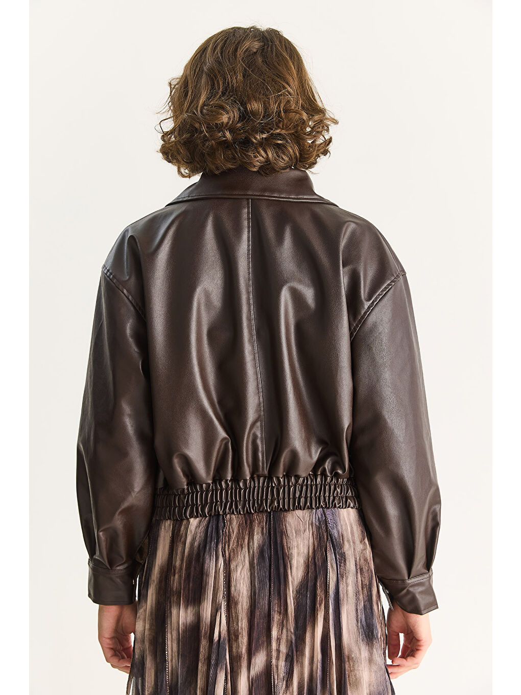 Kahverengi Kadın Oversize Belli Lastikli Suni Deri Bomber Ceket-6