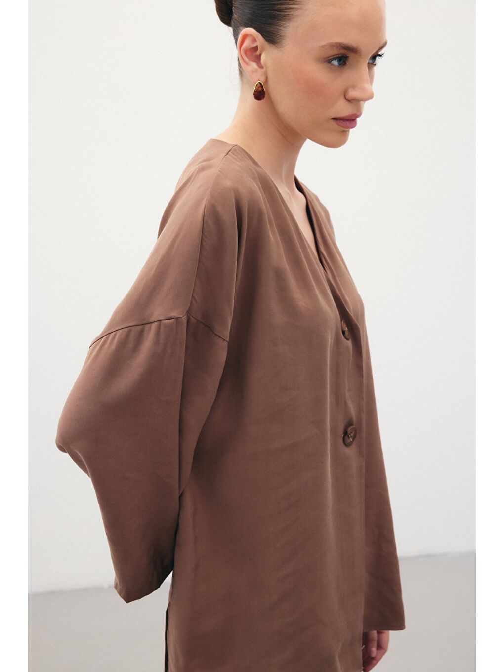 Kahverengi Düğmeli Kimono - Kahve-5