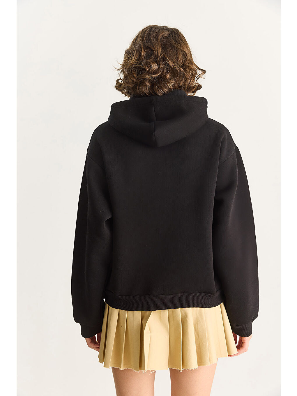 Siyah Kadın Kapüşonlu Etnik Şerit Detaylı Kanguru Cepli Şardonlu Sweatshirt-7