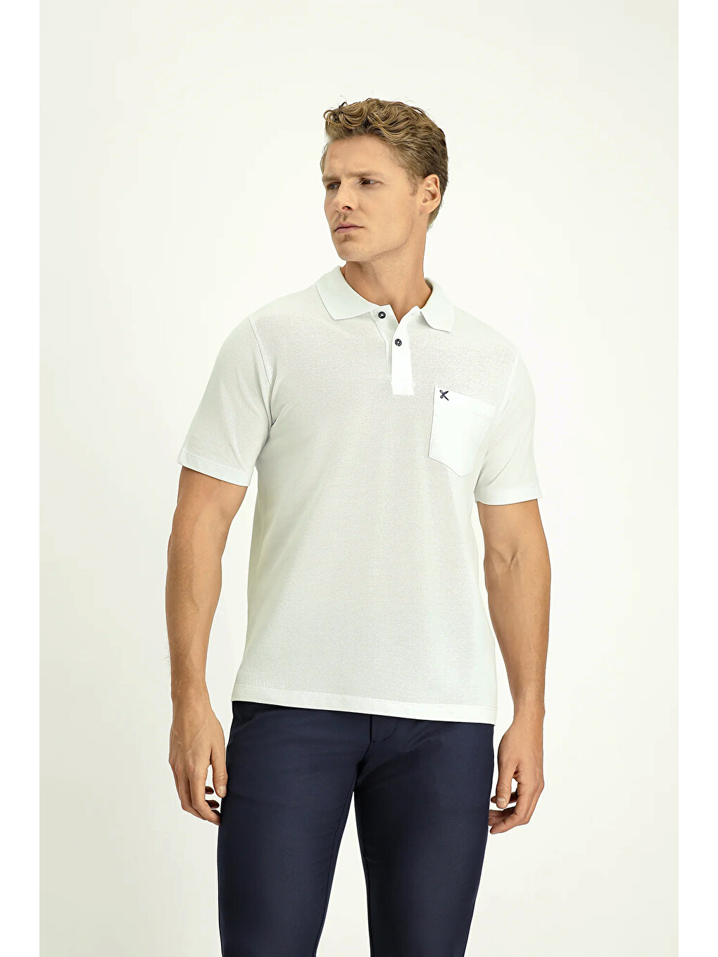 Beyaz Erkek Polo Yaka Regular Fit Cepli Nakışlı %100 Pamuk T-shirt-3