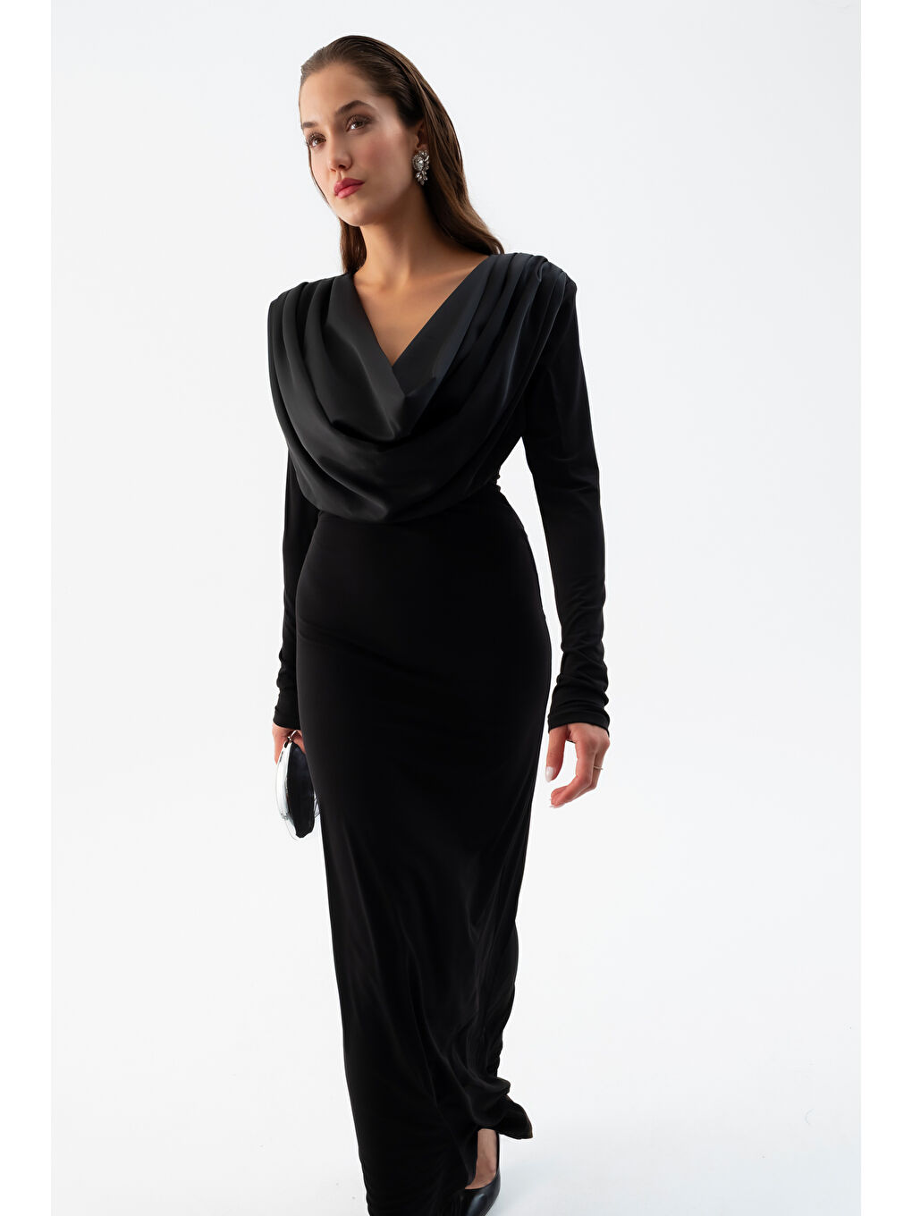 Kadın Siyah Pileli Degaje Yaka Elbise-2