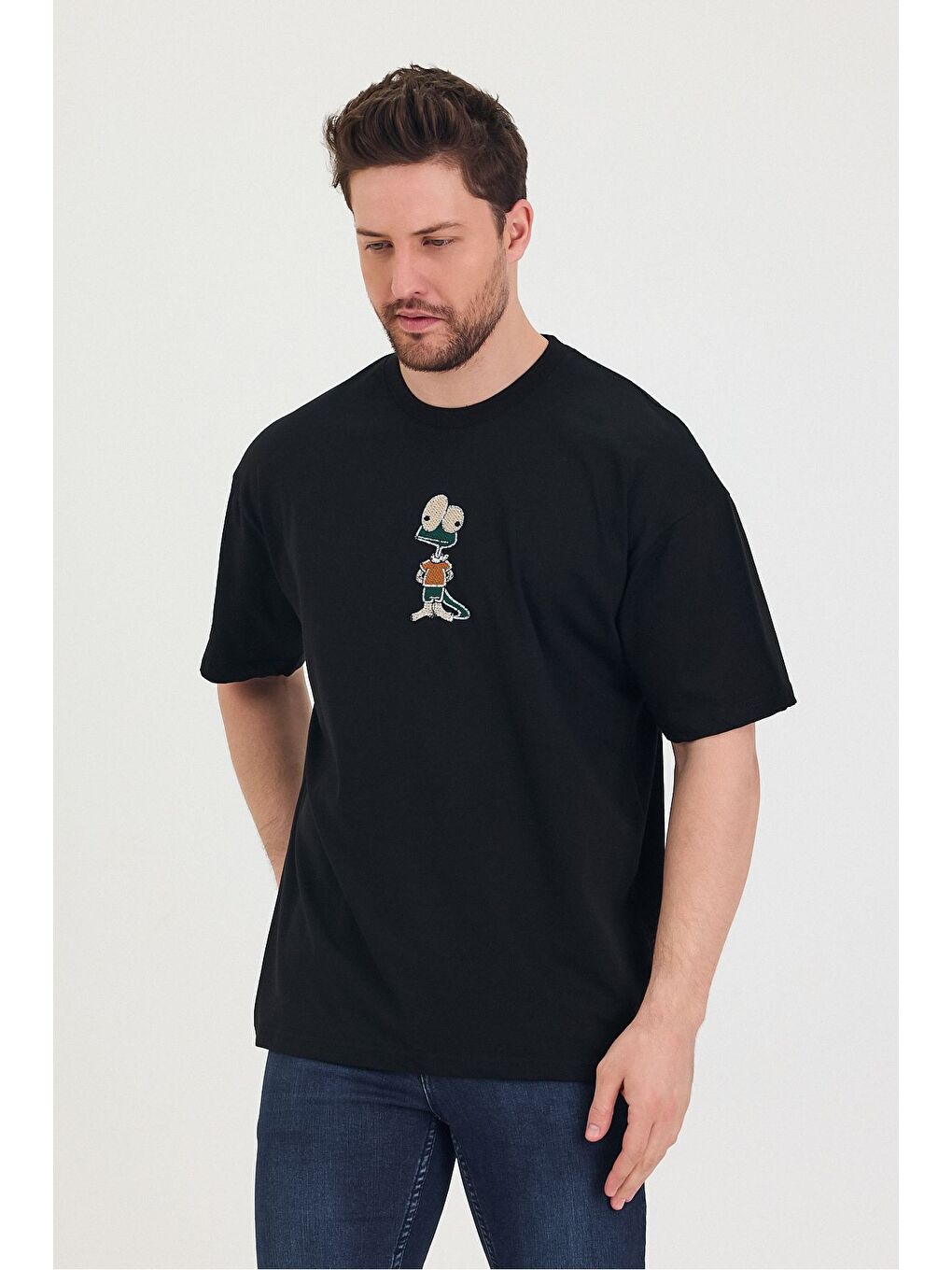 Siyah Bisiklet Yaka Oversize Salaş Unisex Tişört-1