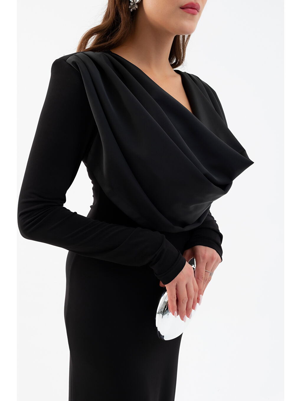 Kadın Siyah Pileli Degaje Yaka Elbise-4