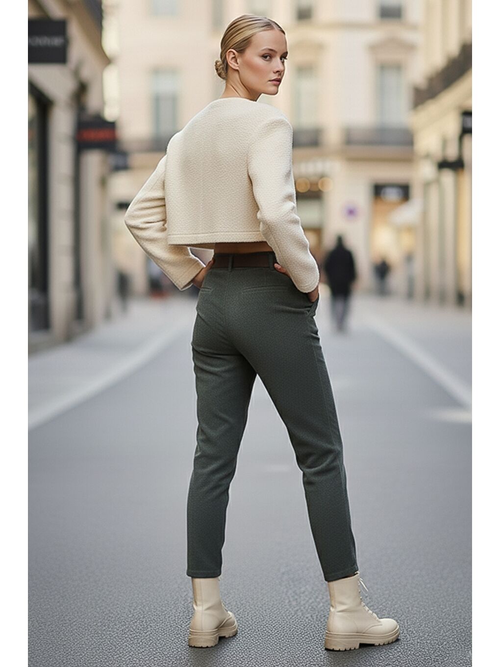 İtalyan Haki Cepli Kemerli Lastikli Bel Jogger Paça Casual Kadife Dokuma Pantolon 100 65-4