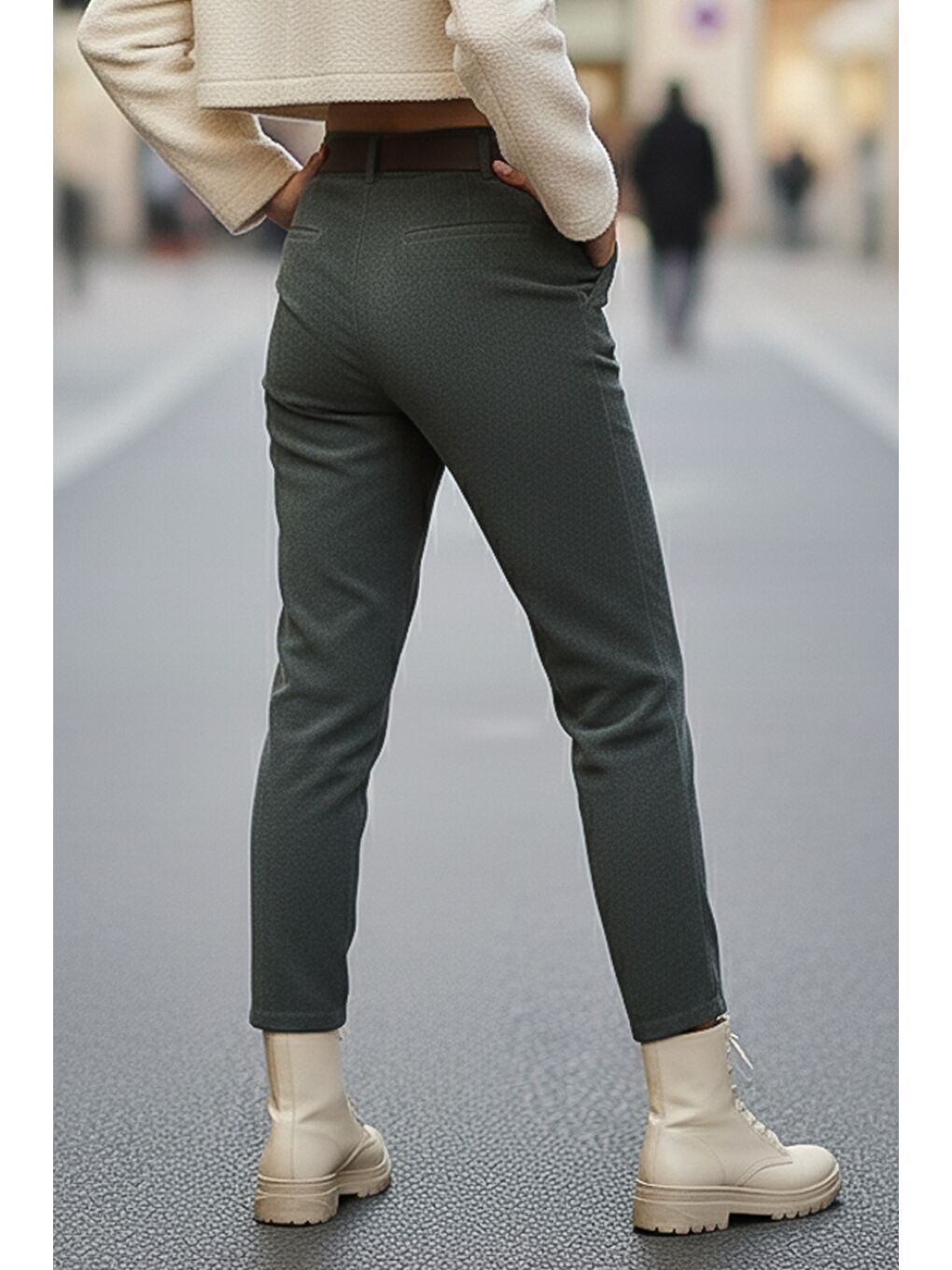 İtalyan Haki Cepli Kemerli Lastikli Bel Jogger Paça Casual Kadife Dokuma Pantolon 100 65-7