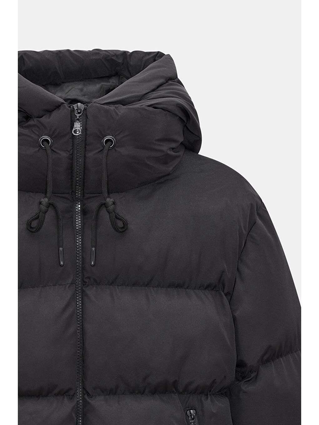Siyah Kadın Relax Fit Kapüşonlu Fermuarlı Kısa Şişme Mont - Puffer Jacket-2