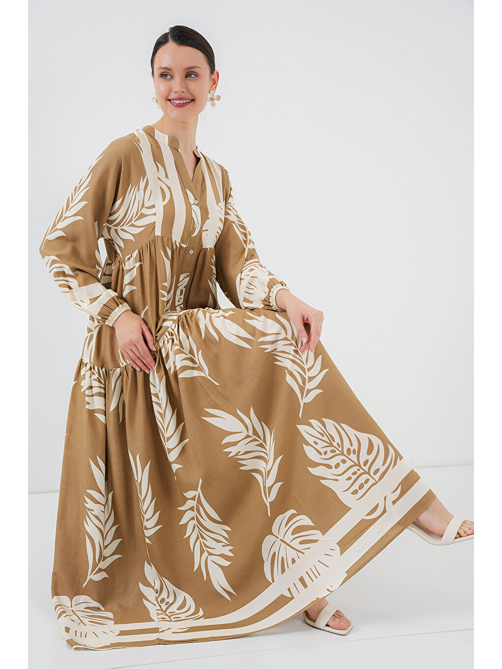 Bej 2423 Otantik Desenli Tesettür Elbise - F.Vizon