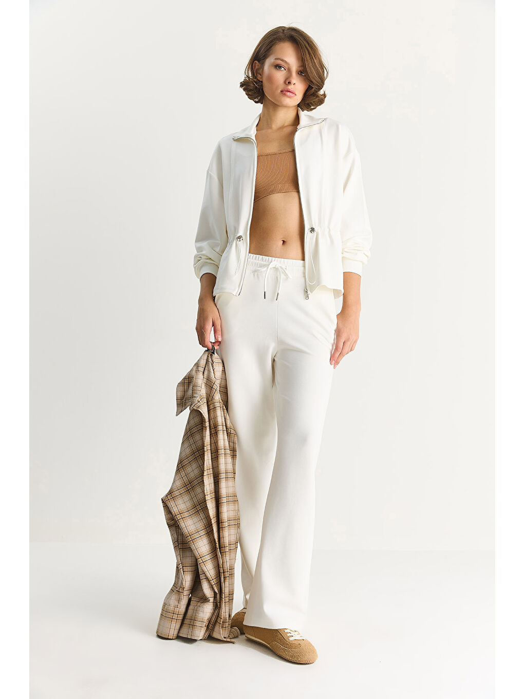 Beyaz Kadın Yumuşak Dokulu Bel Ayarlamalı Ceket Pantolon Modal Takım-2