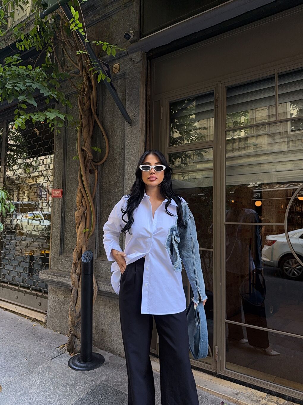 Beyaz Kolu Jean Detay Tasarım Gömlek-4