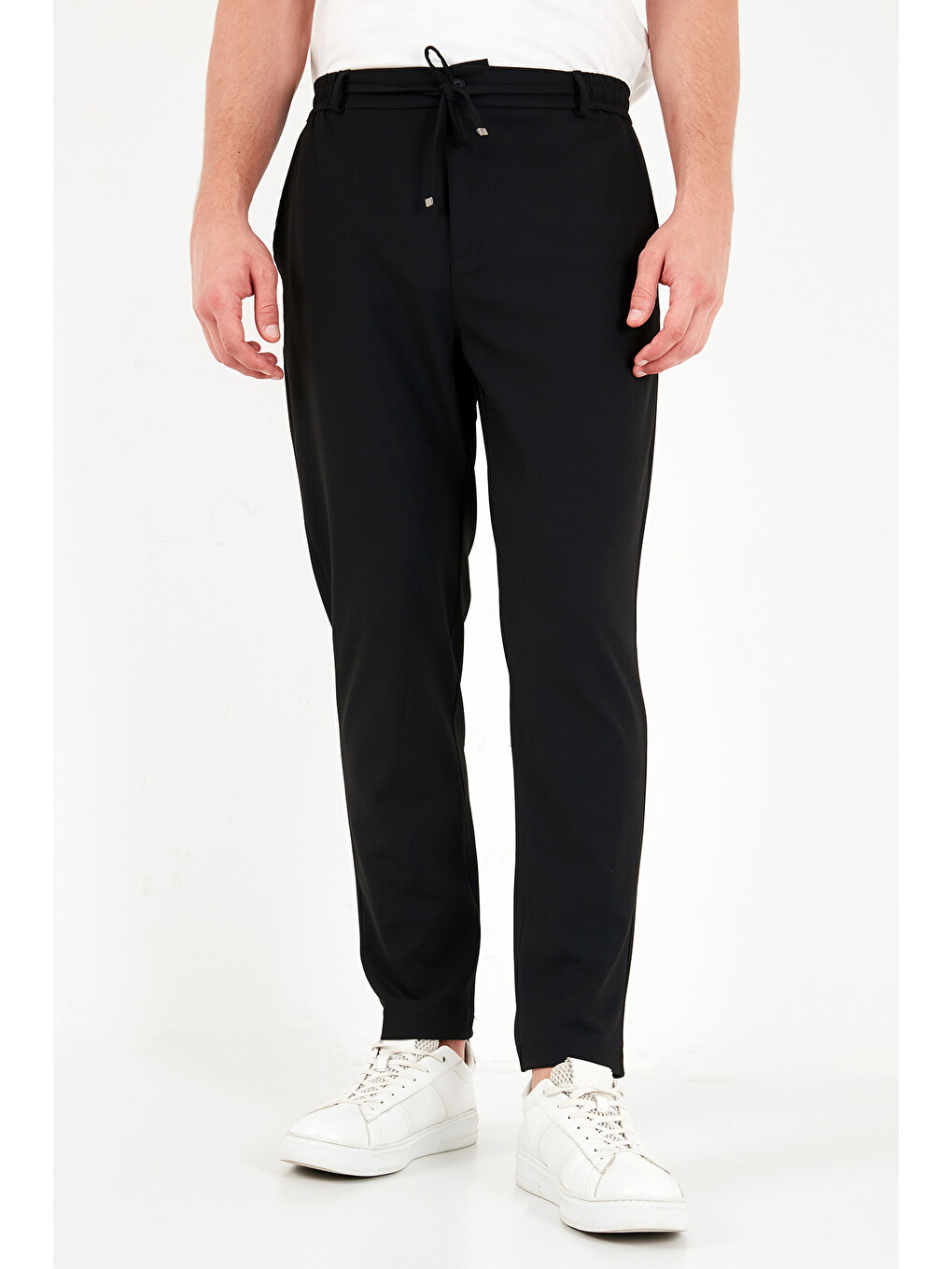 Siyah Regular Fit Belden Bağlamalı Düz Paça Pantolon Cf26w6111111-3