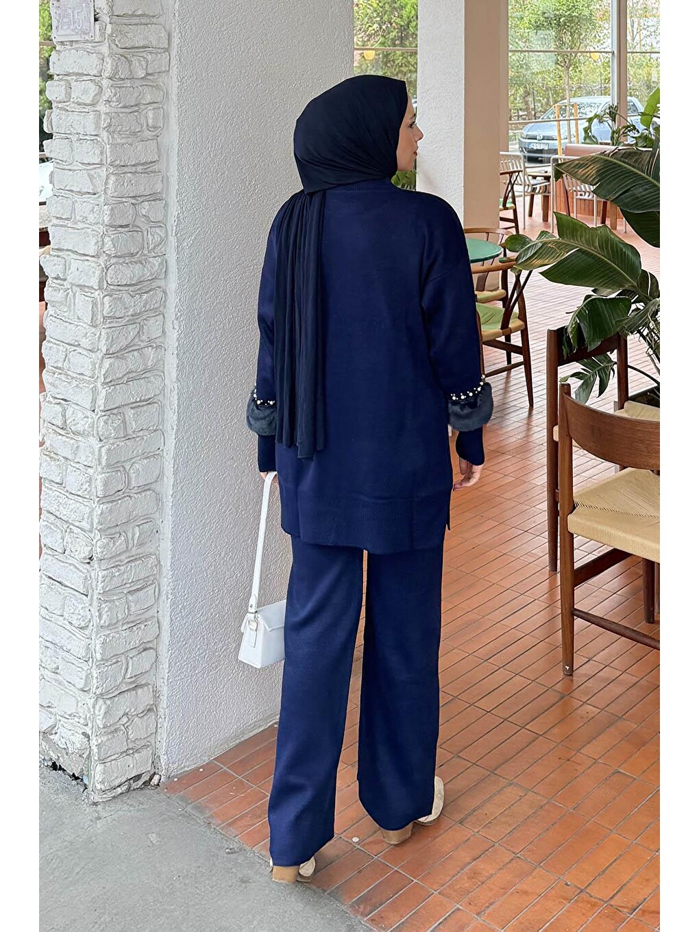 Kol Pelüş Detaylı Triko Takım Lacivert-3