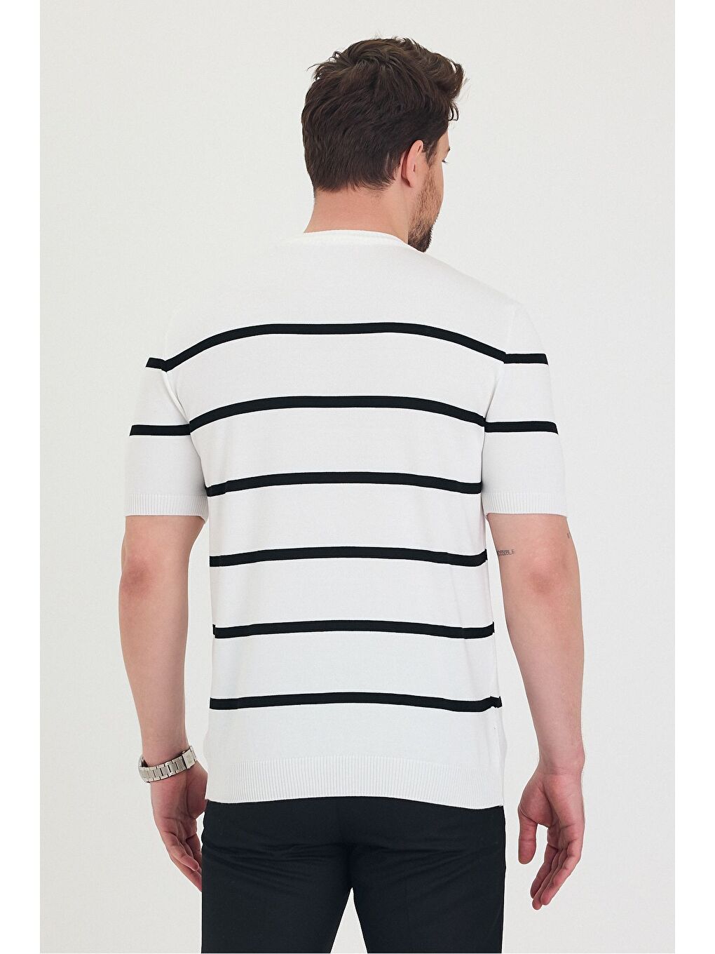 Beyaz Erkek Bisiklet Yaka Kalın Çizgi Detaylı Kısa Kollu Ince Triko Tişört-7