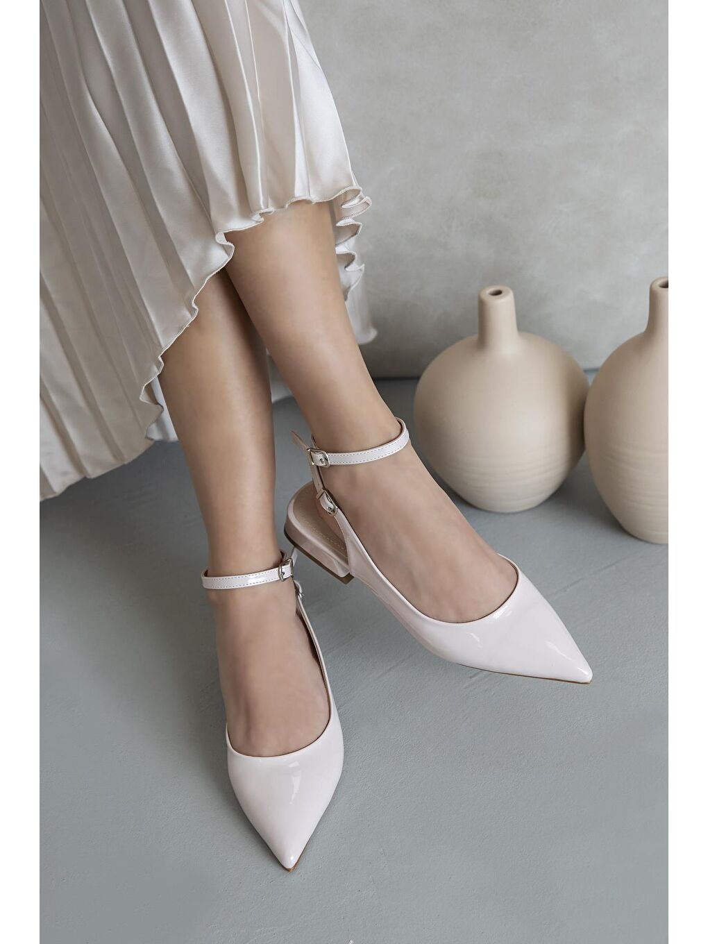 Edel Kadın Topuklu Rugan Ayakkabı Bej