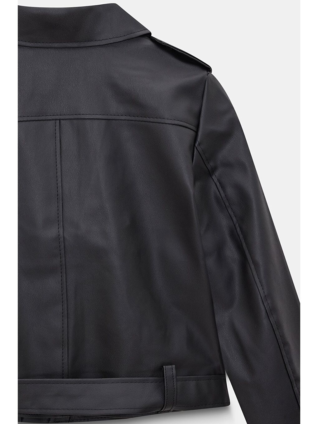 Siyah Kadın Relax Fit Gömlek Yaka Kemerli Cepli  Suni Deri Biker Crop Ceket - Fermuar Detaylı-3