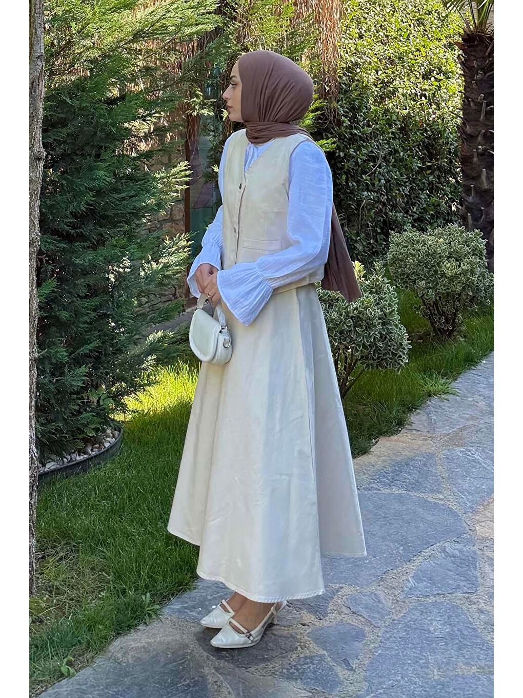 Bej Gabardin Yelek-Etek İkili Tesettür Takım Taş-1