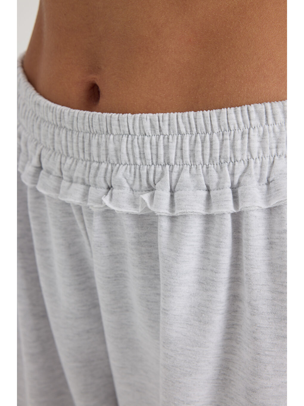 Beyaz Petal Pis Detay Karmelanj Crop Eşofman Takım-7