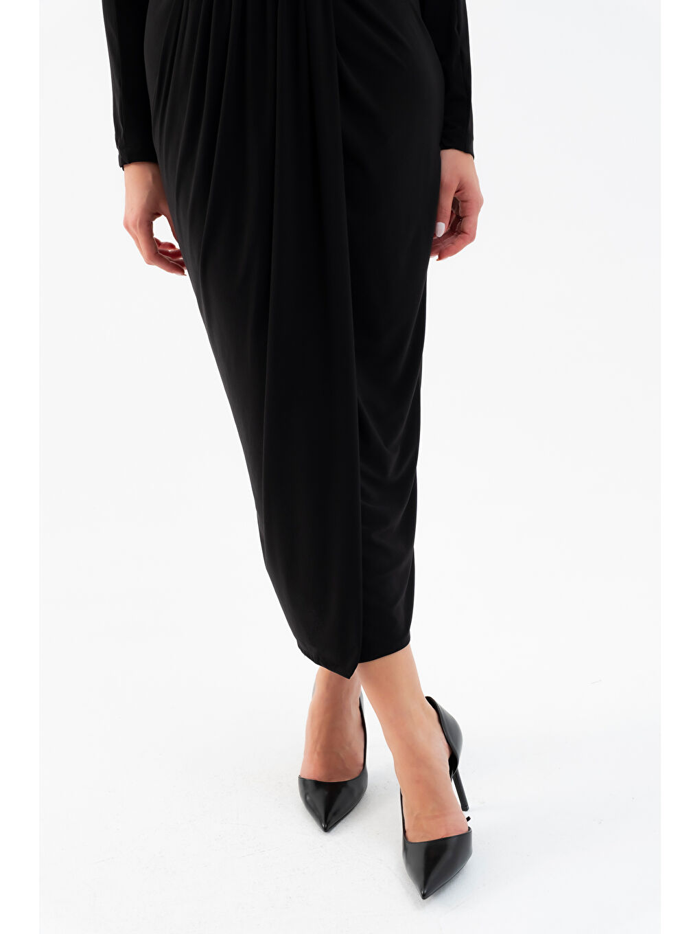 Kadın Siyah V Yaka Midi Elbise-3