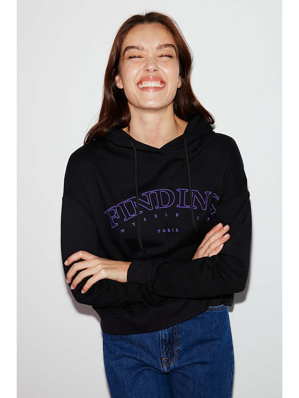 Sydney Kadın İçi Polarlı Önü Nakışlı Regular Fit Kapüşonlu Siyah Sweatshirt-1