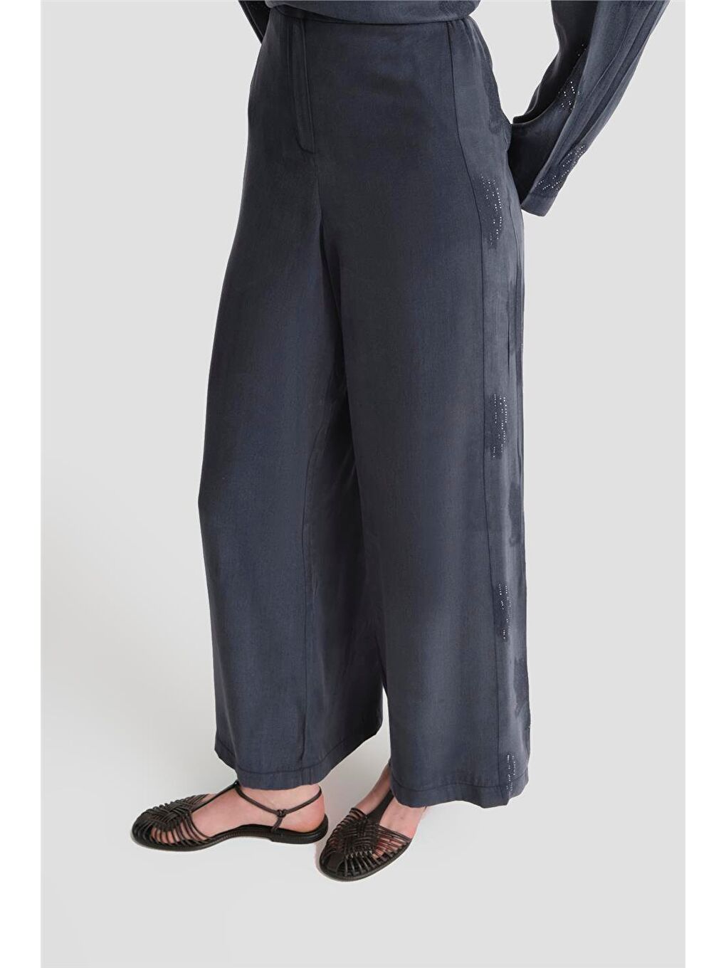 İşleme Detaylı Kupra Takım İndigo-4