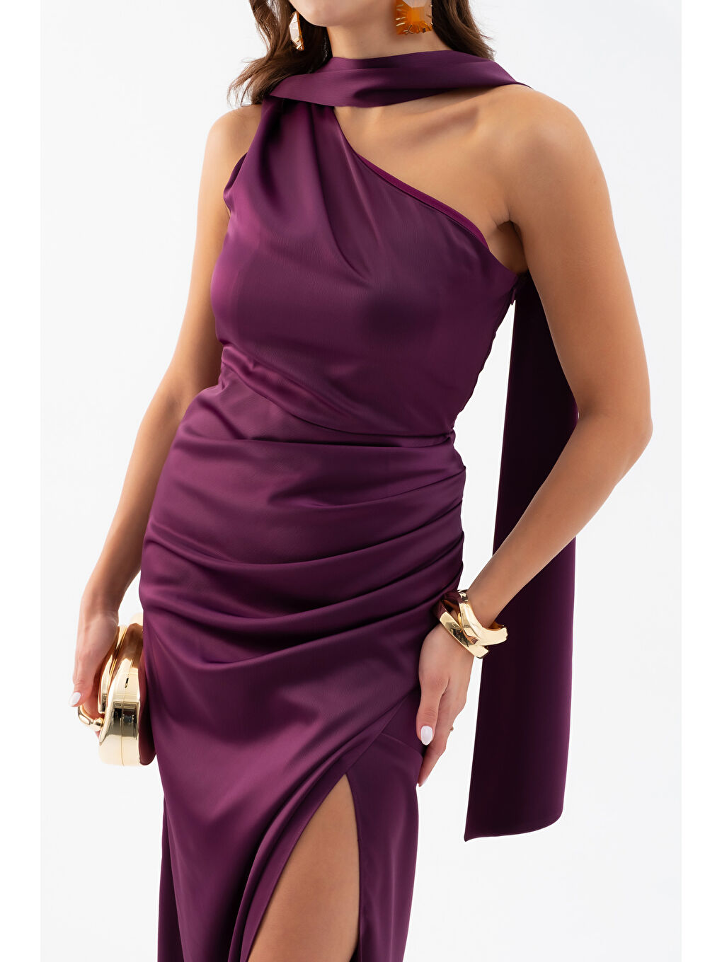 Kadın Mürdüm Fular Yaka Yırtmaçlı Uzun Saten Abiye Elbise-3