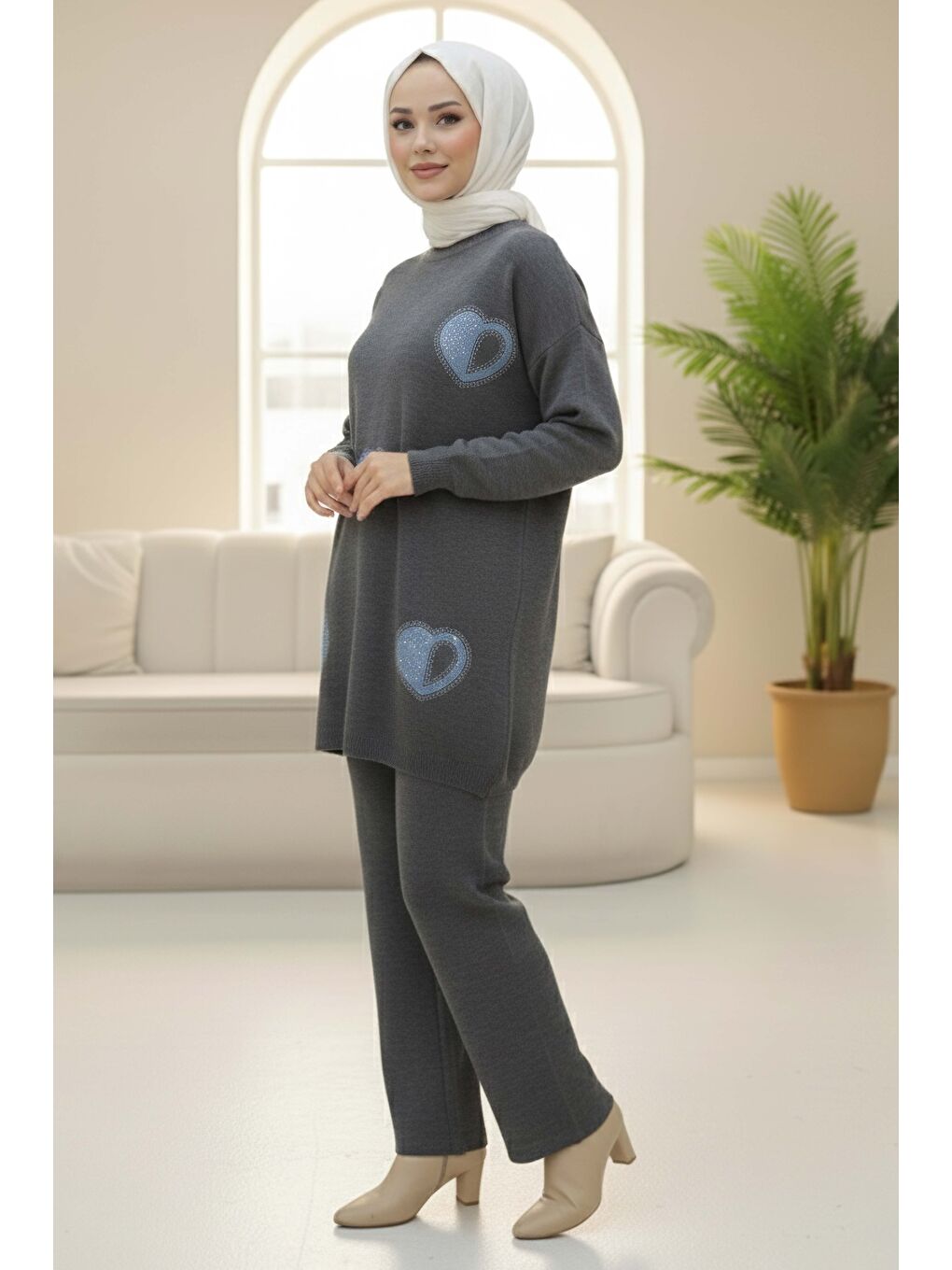 Kalp Taş Detaylı Triko İkili Takım Antrasit - 28123-ANTRASIT-1