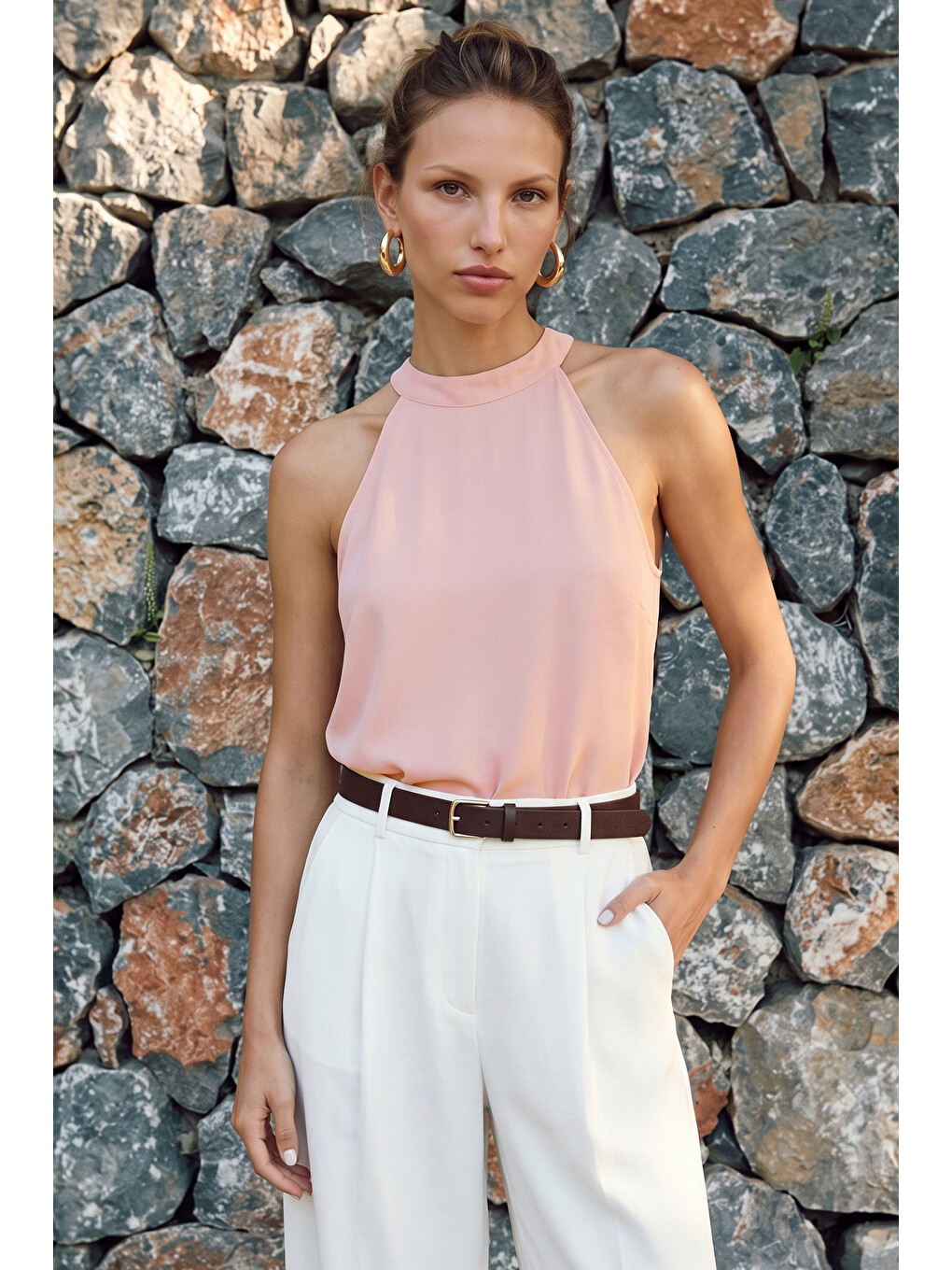 Pembe Halter Yaka Bluz - Pudra
