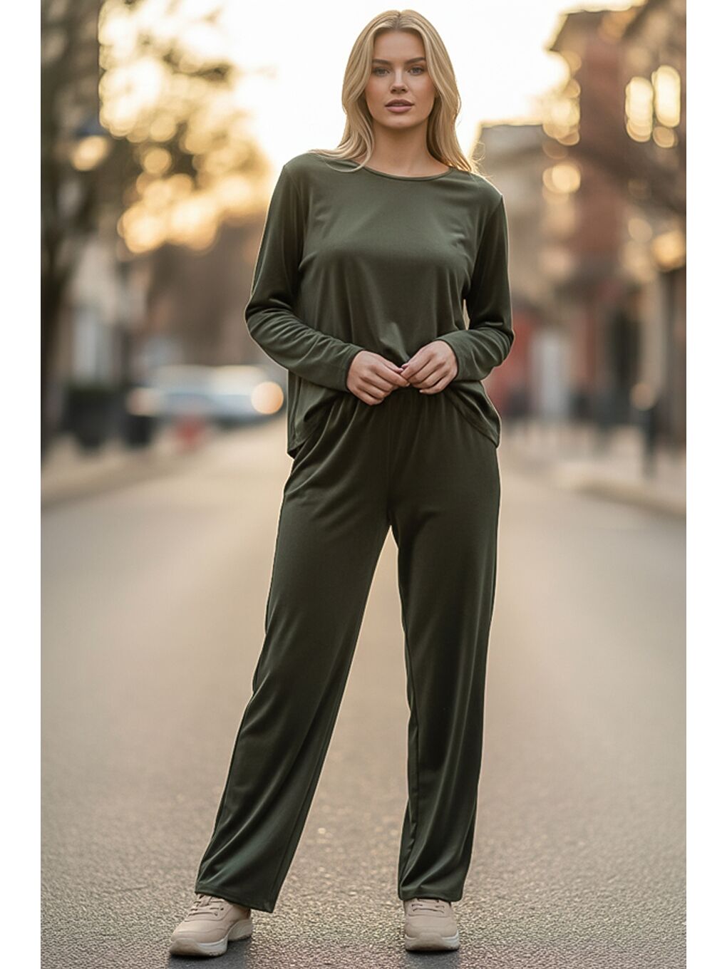 İtalyan Haki Yuvarlak Yaka Uzun Kol Lastikli Bel Casual Kadife Dokuma Alt Üst Takım 75-106 65-71