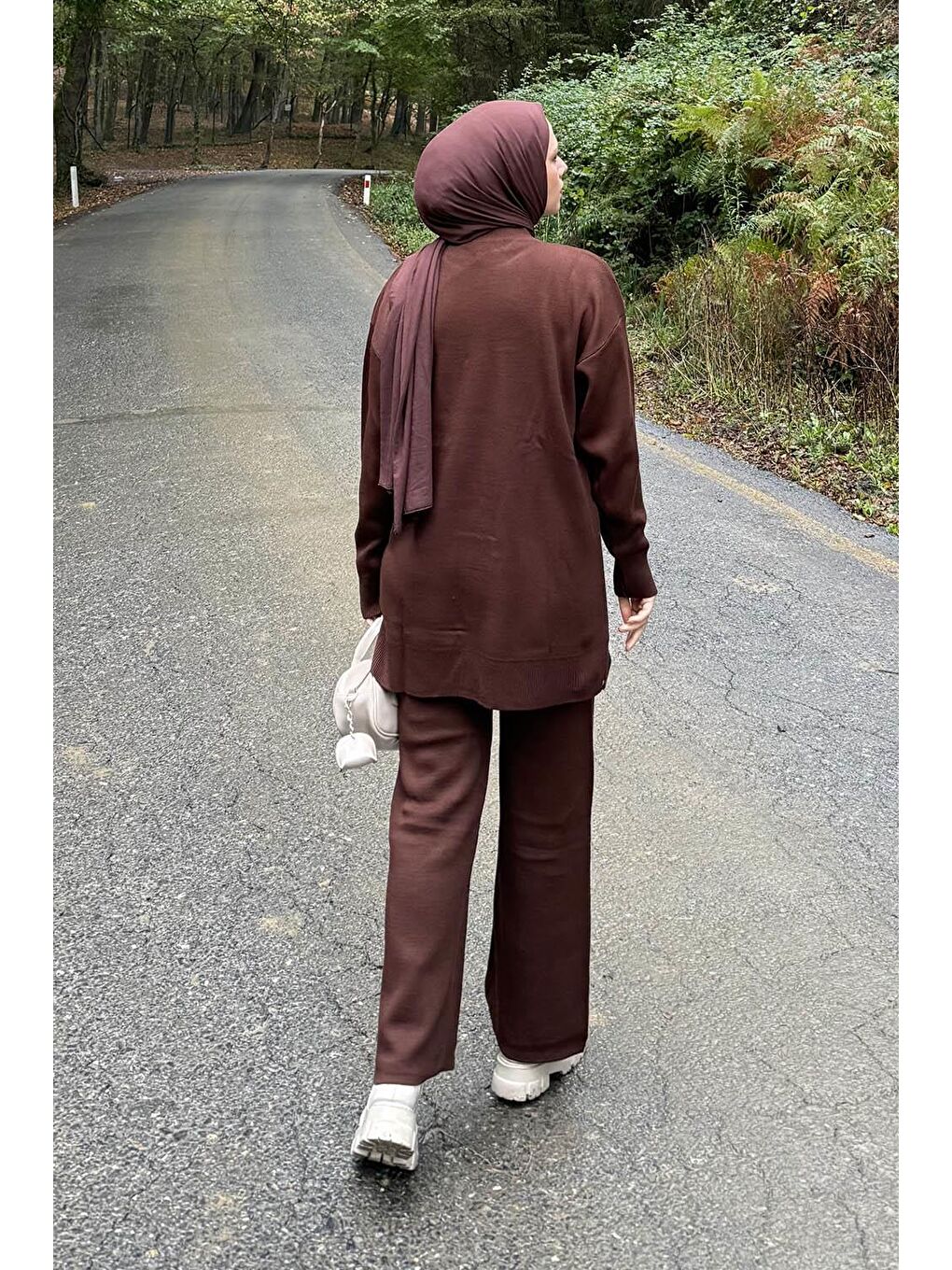 Çiçek Detaylı Triko Takım Acı Kahverengi-3